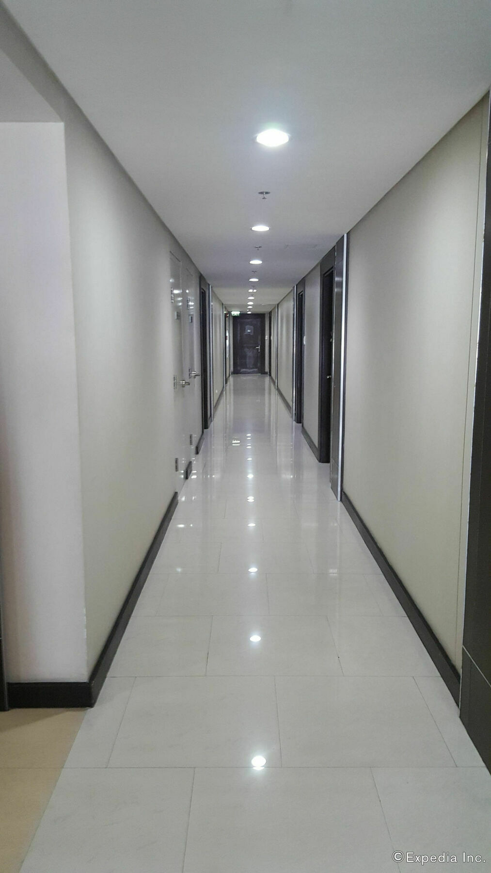 The Loft Residences Taguig Extérieur photo