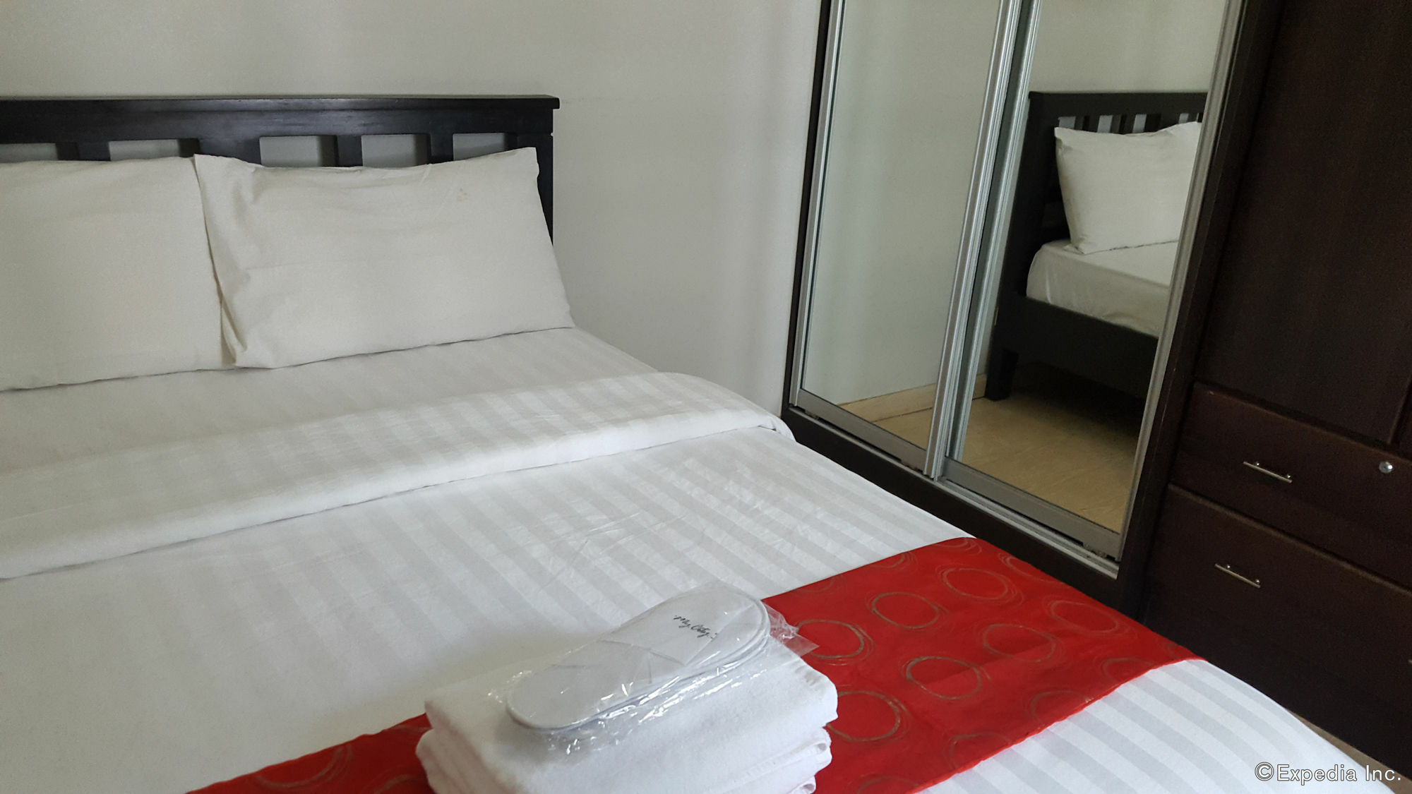 The Loft Residences Taguig Extérieur photo