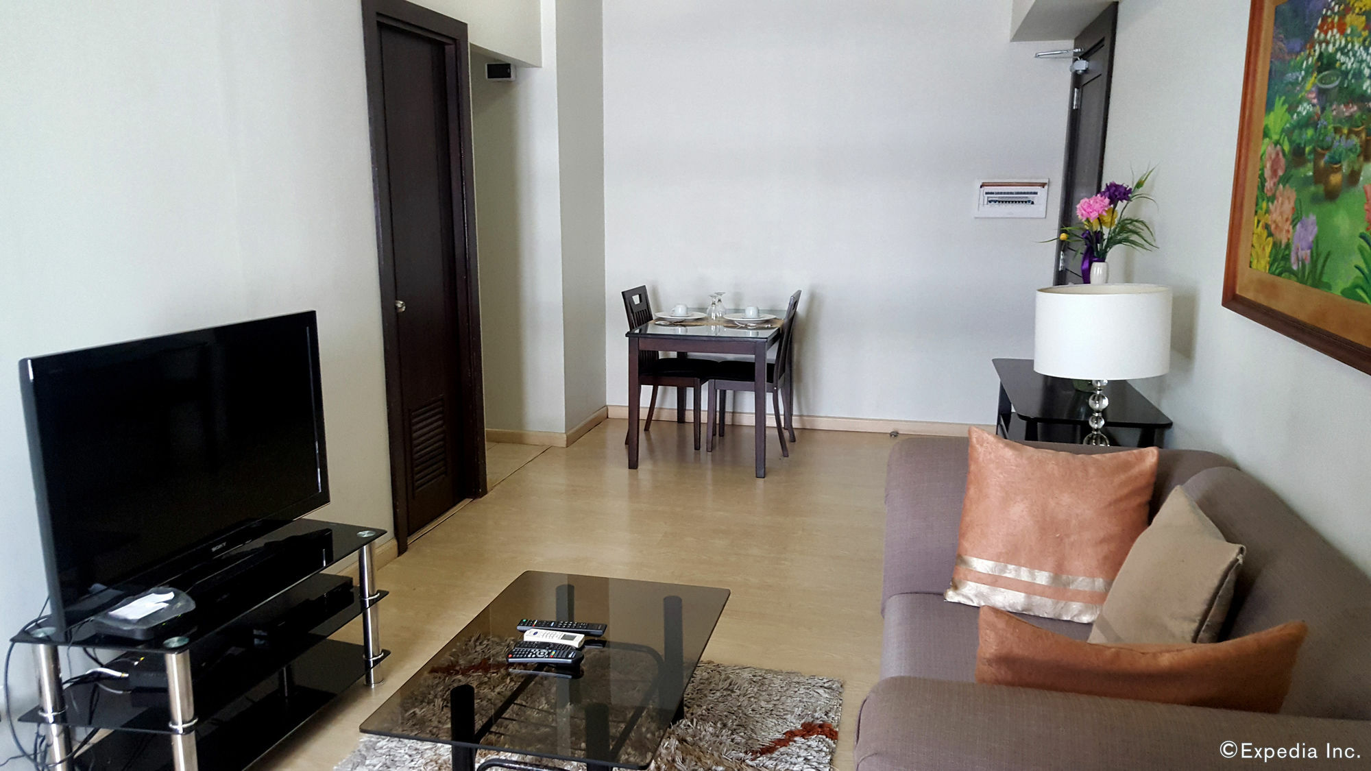 The Loft Residences Taguig Extérieur photo