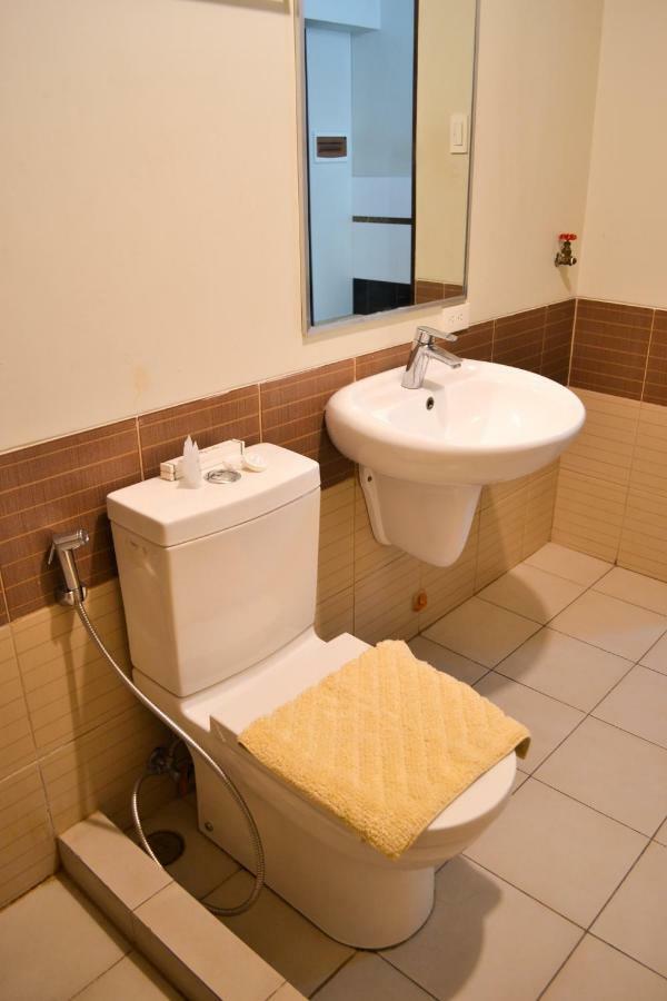 The Loft Residences Taguig Extérieur photo
